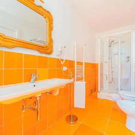 Hotell Palazzo Sassi 3*